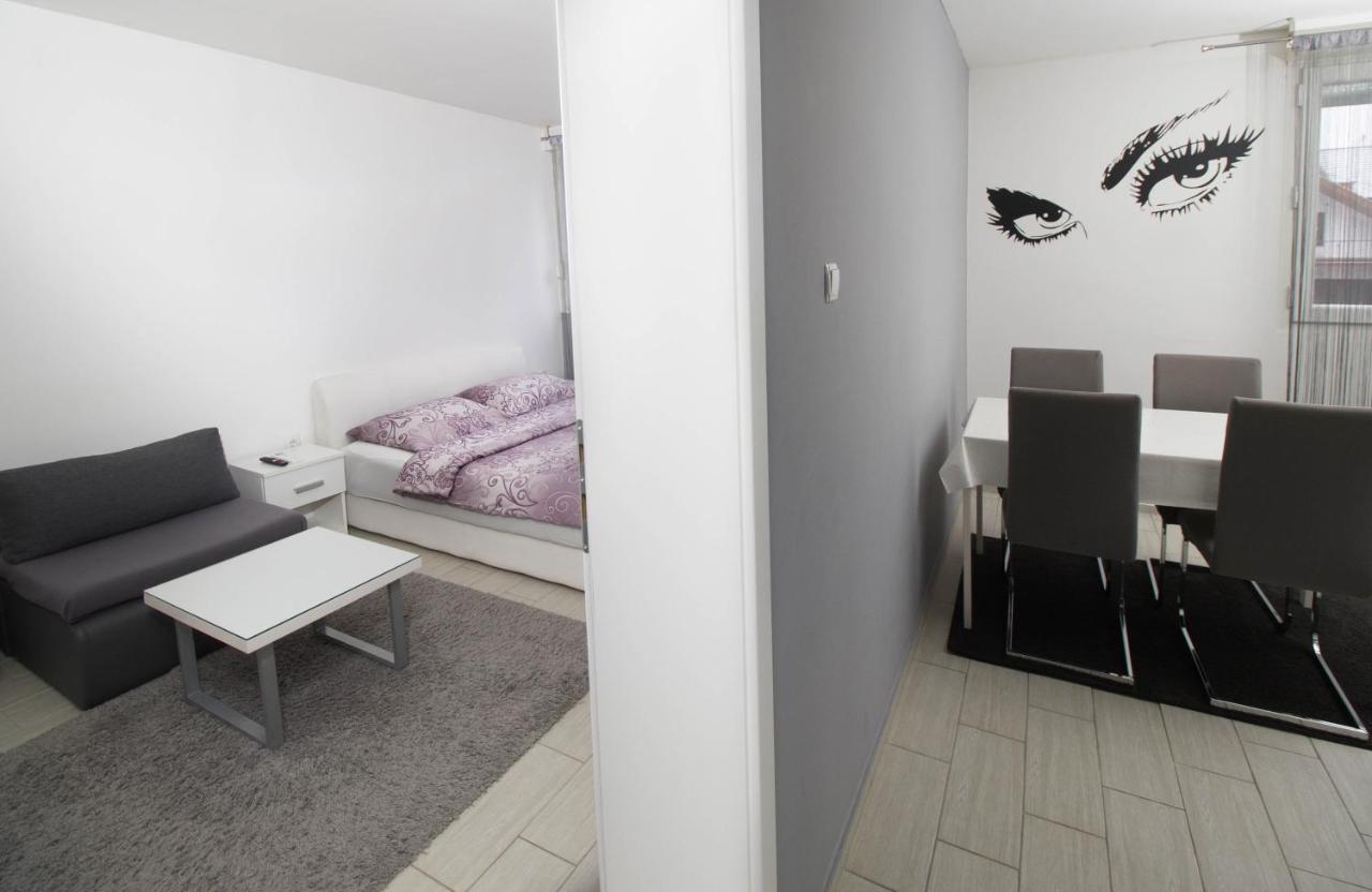 Apartment Sven Vinkovci Eksteriør bilde