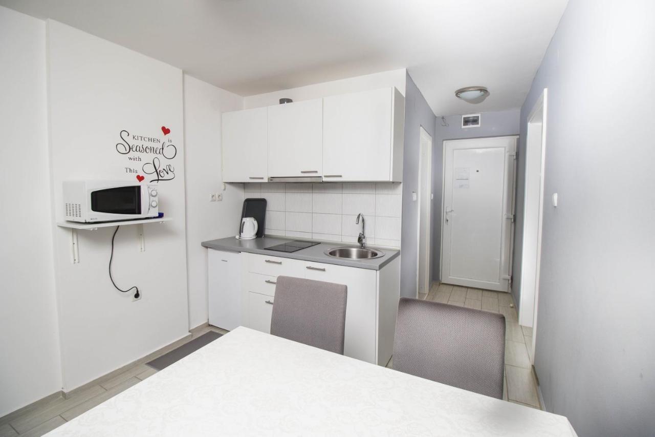 Apartment Sven Vinkovci Eksteriør bilde